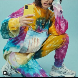 NWT la detresse tie dye tropical amnesia pullover